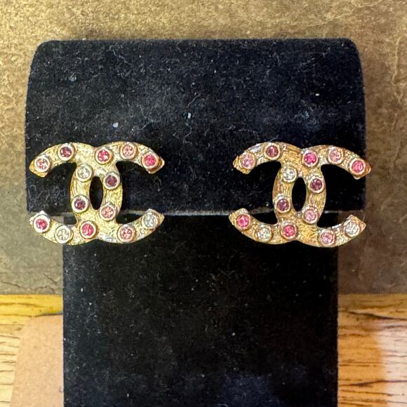 Chanel Multicolor Pink Purple Pierced Stud Earrings CGHW B19C CoA - Picture 2 of 6